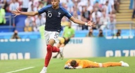 西甲第8轮焦点战：皇马VS黄潜，巴萨客场挑战塞维利亚