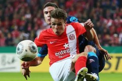 皇马VS马竞：西甲德比烽火重燃，贝林厄姆带伤挑战强敌